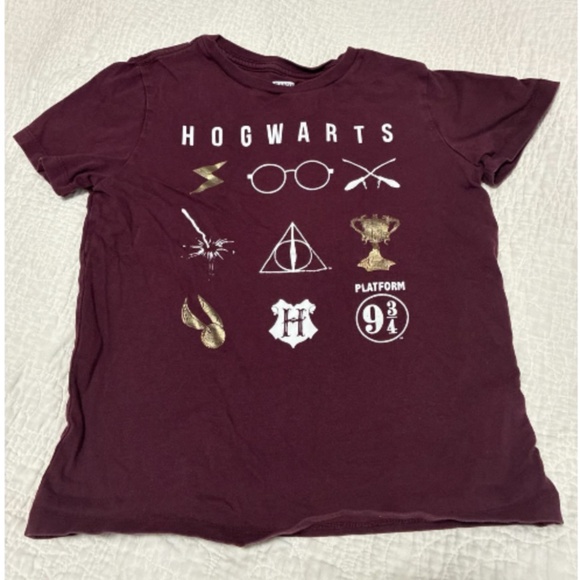 Harry Potter Hogwarts Tee - Picture 1 of 3